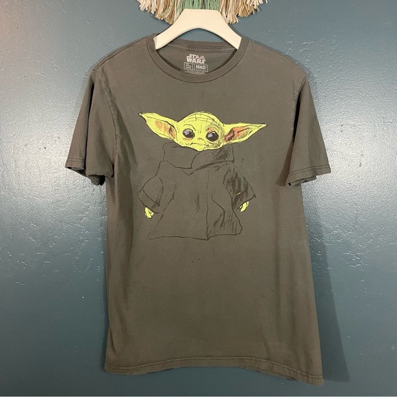 Star Wars Men’s Cotton Baby Yoda Grogu Graphic Short Sleeve Crewneck Tee Size M - Picture 1 of 5
